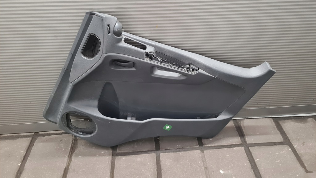 фото №1, Mercedes atego обивка дверь правая