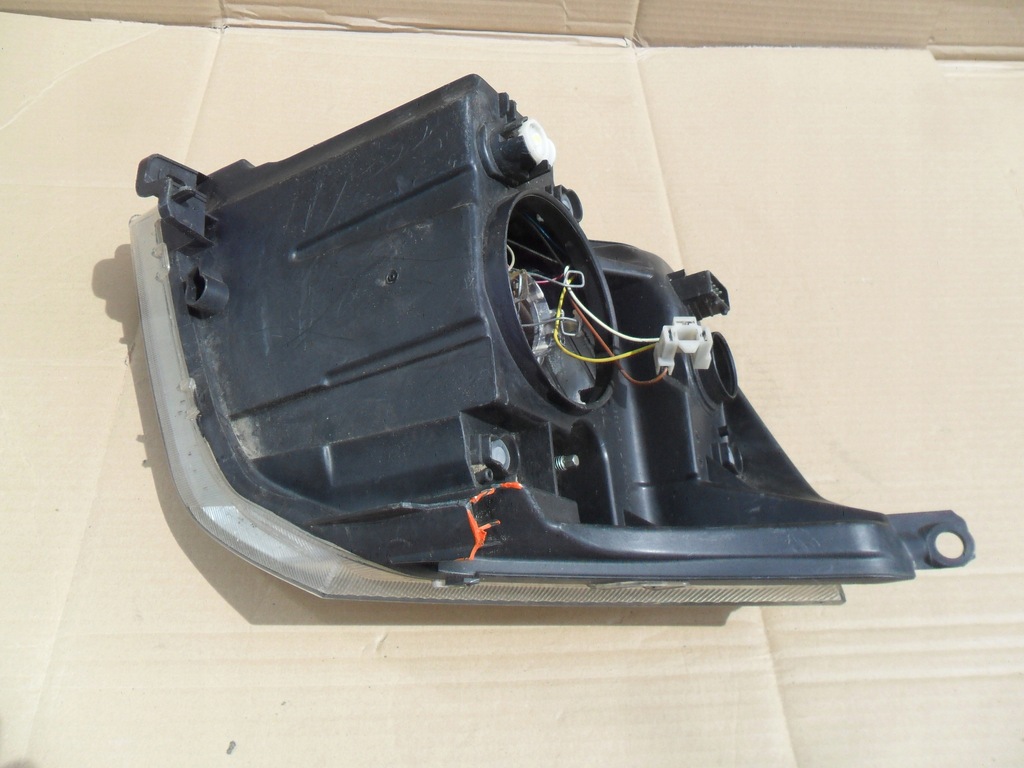 фото №12, Citroen c2 03-08 фара правый 9680128180