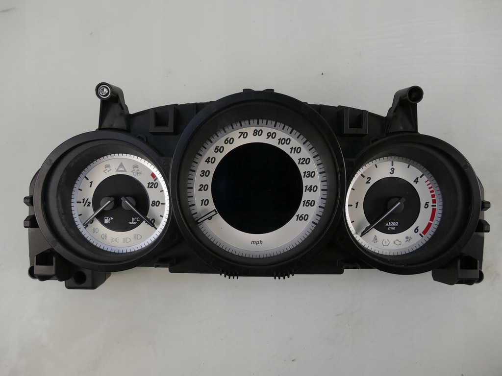 фото №1, Mercedes w212 lift 2.2 cdi счетчик приборы спидометр uk