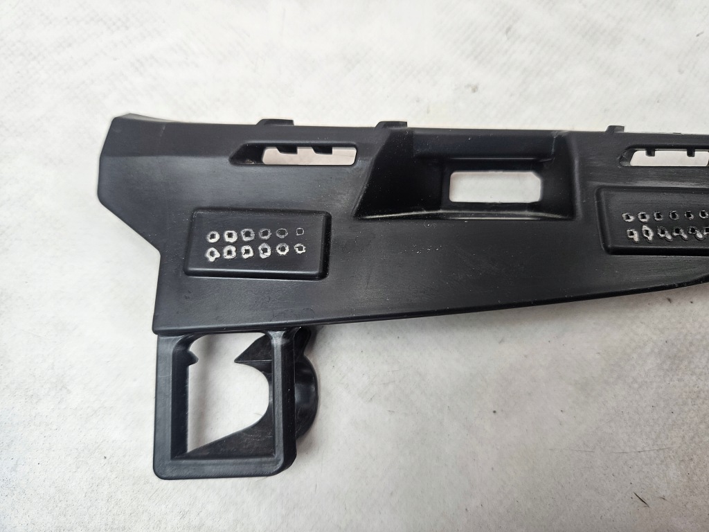 Renault clio v 5 2019 - напрямна кронштейн бампера перед правий 620362227r в Україні