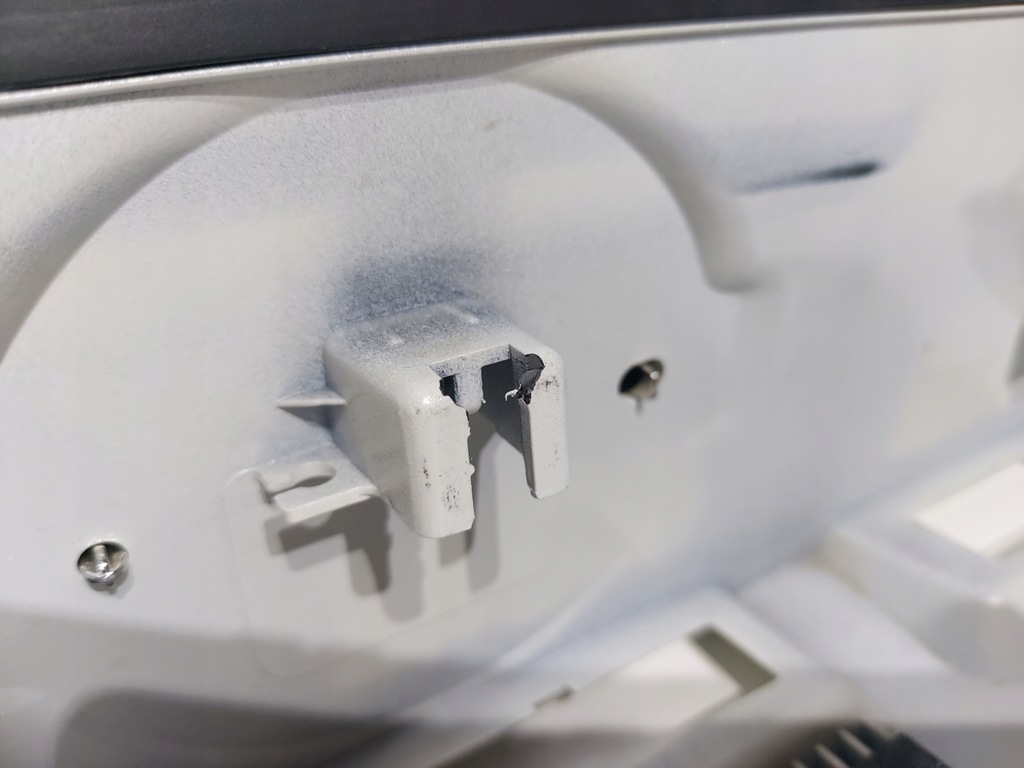 фото №10, Nissan qashqai ii j11 13- молдинг накладка крышки задняя