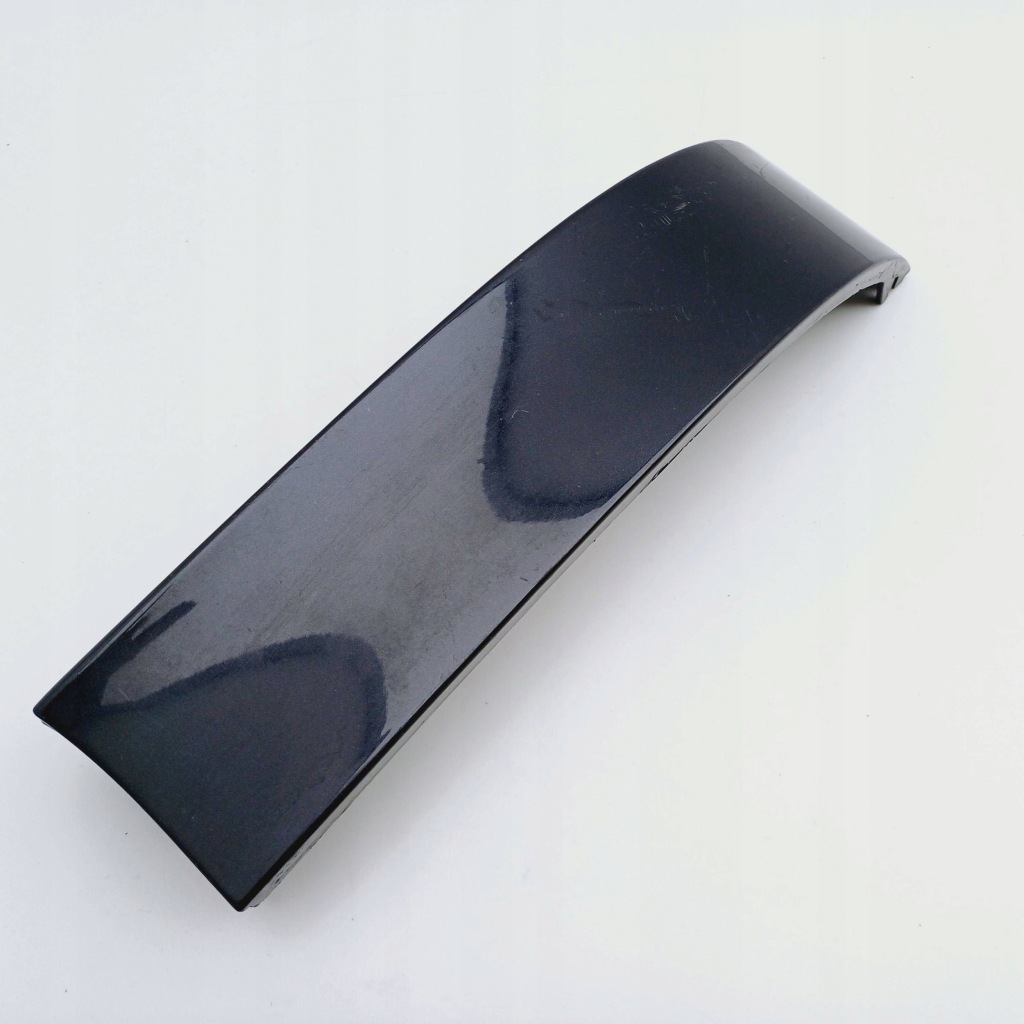 Молдинг под фара правый задний  audi a3 8l рестайлинг  8l0807871c nr283 Цена