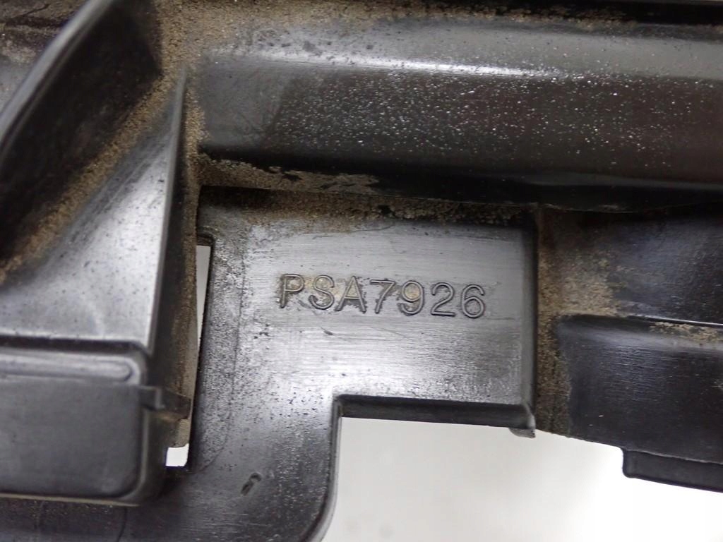 фото №12, Корпус фильтра воздуха 9673061080 peugeot 308 i t7 1.6 e-hdi 9h05 11r