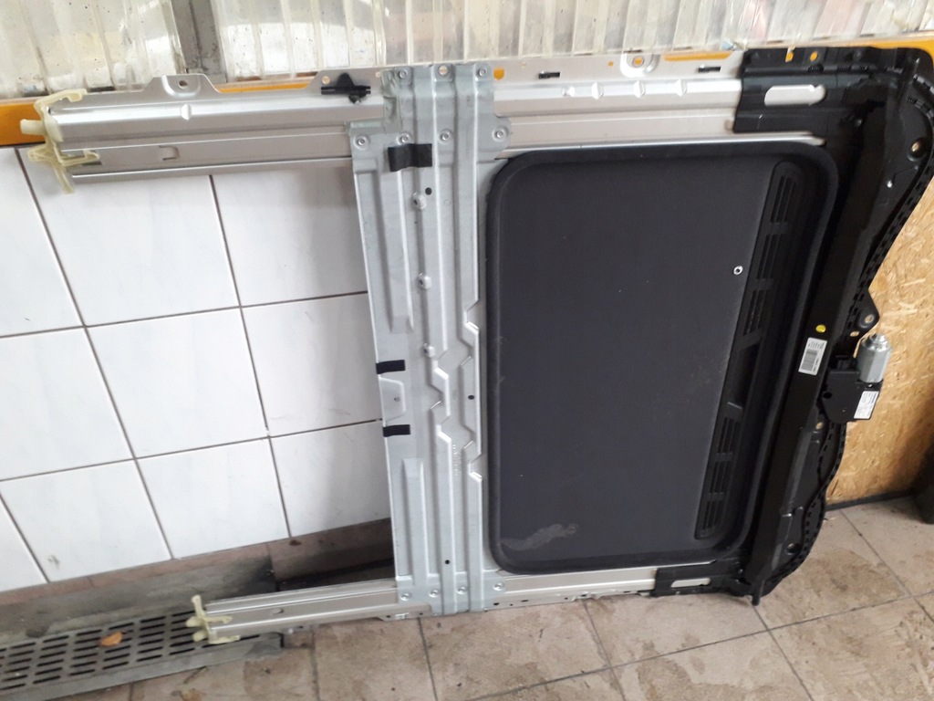 фото №2, Bmw 1 f20 люк стекло