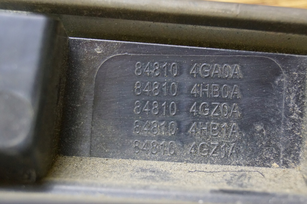 фото №16, Накладка крышки infiniti q50 przedlift 848104ga0a