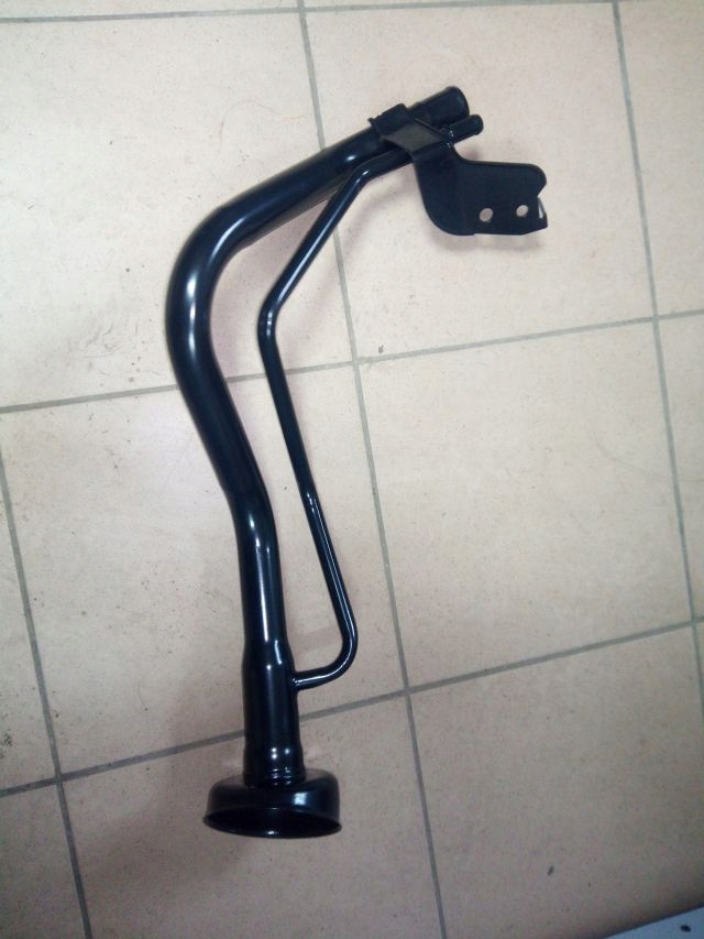 фото №1, Nissan almera n16 1.5 b 1.8 b труба заливна горловина пального заливна горловина