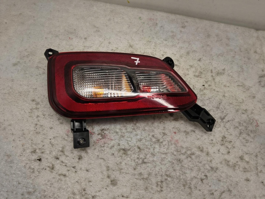 Купити Фара протитуманна лівий задній hyundai kona 1 92405-k4010