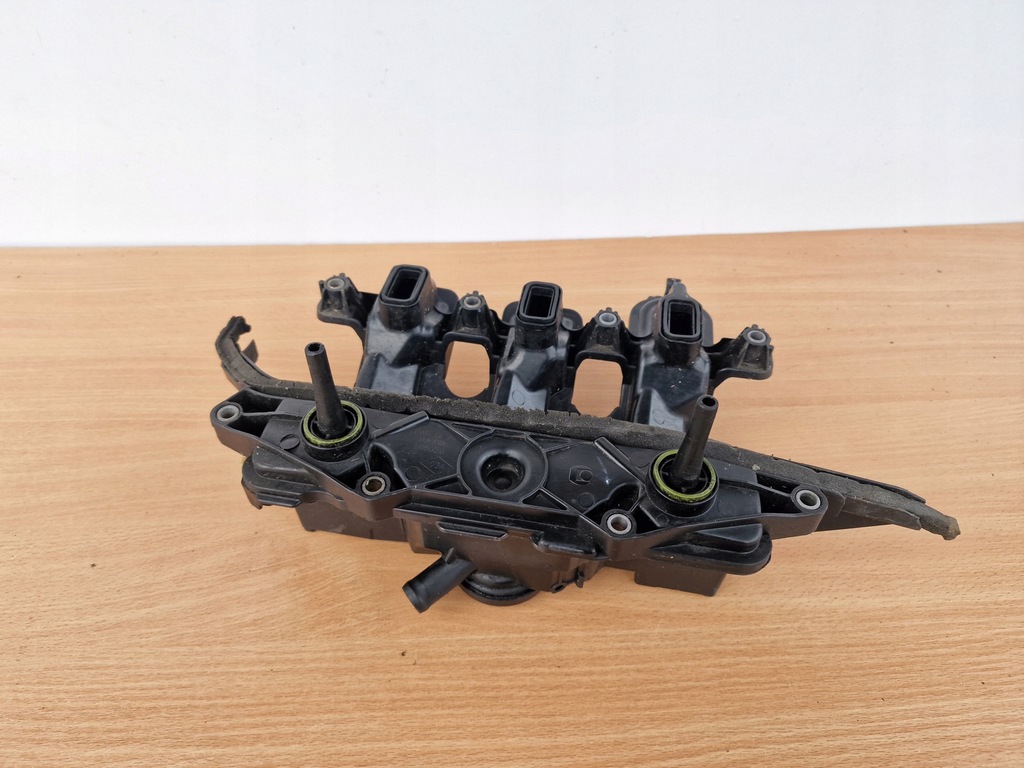 фото №11, Колектор вентиляція картера оливи espace v megane scenic iii 1.6dci biturbo 118300724r