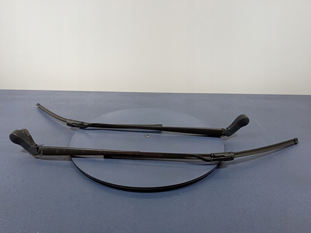 фото №1, Voyager iv caravan рычаги дворник перед