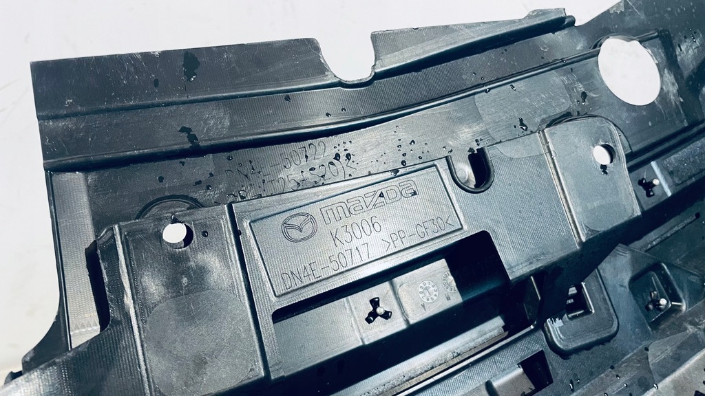 фото №11, Решітка радіатора козирок носик mazda mx30 mx-30 dn4e-50722