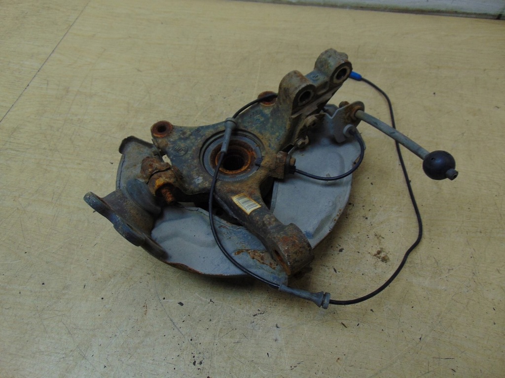 фото №9, Поворотный кулак ступица правая перед peugeot 508 i 1.6 hdi