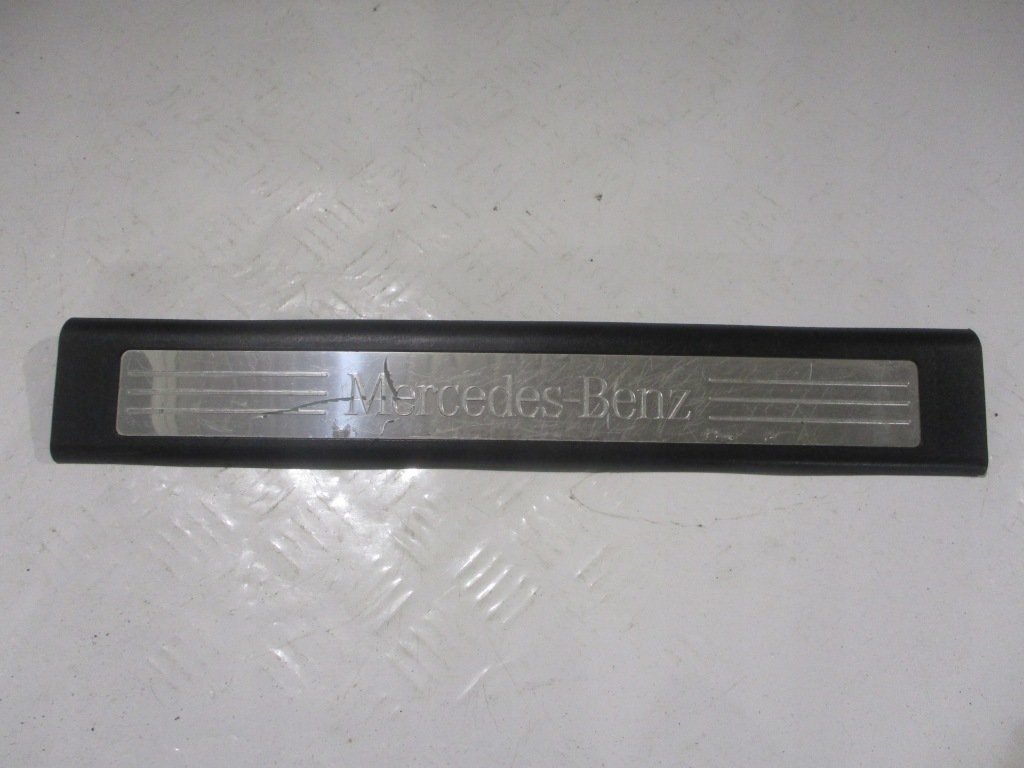 Купить Молдинг накладка порог на порог перед правый mercedes ml w164 a1646803435