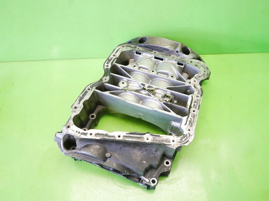Основа картера масляний renault master 3 2.3 dci Зі Шроту