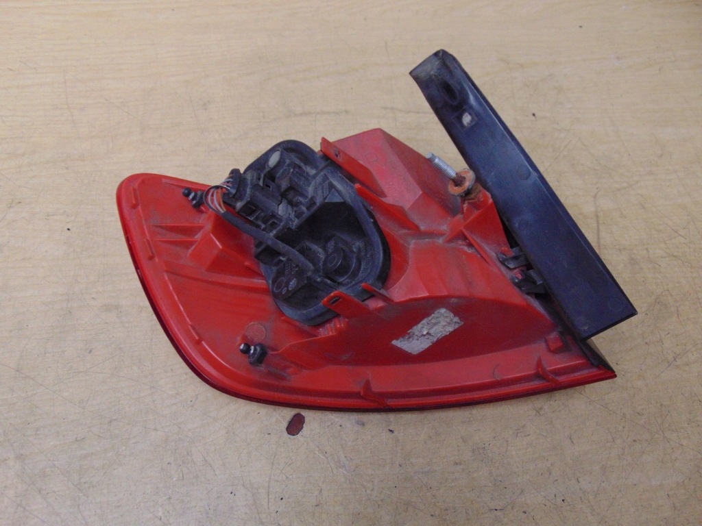 Фара правий задній audi a6 c6 універсал led оригінал. європа Зі Шроту