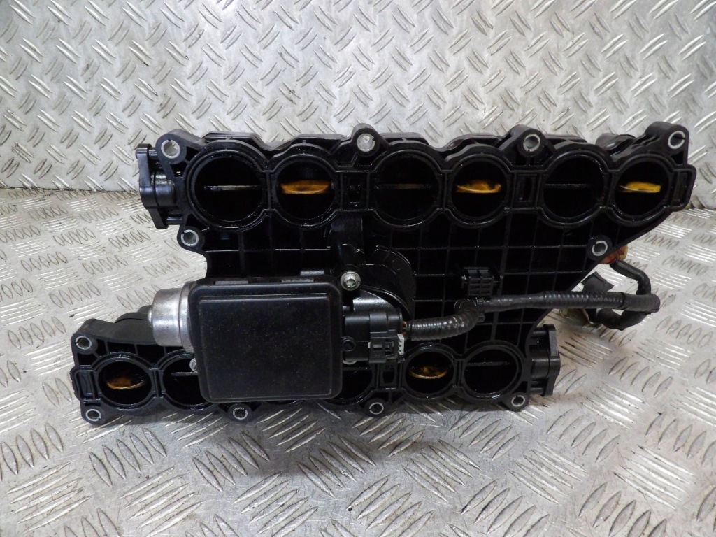 Купити Jeep grand cherokee wk2 3.0 crd vm63d колектор впускний