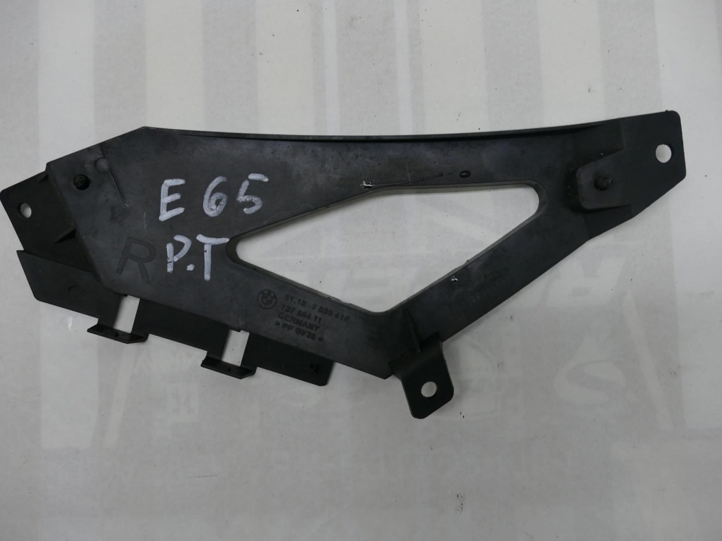 фото №1, Bmw 7 e65 направляющая кронштейн подкрылок правый задняя