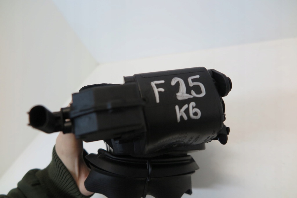 фото №3, Bmw f25 крышка заливной топлива