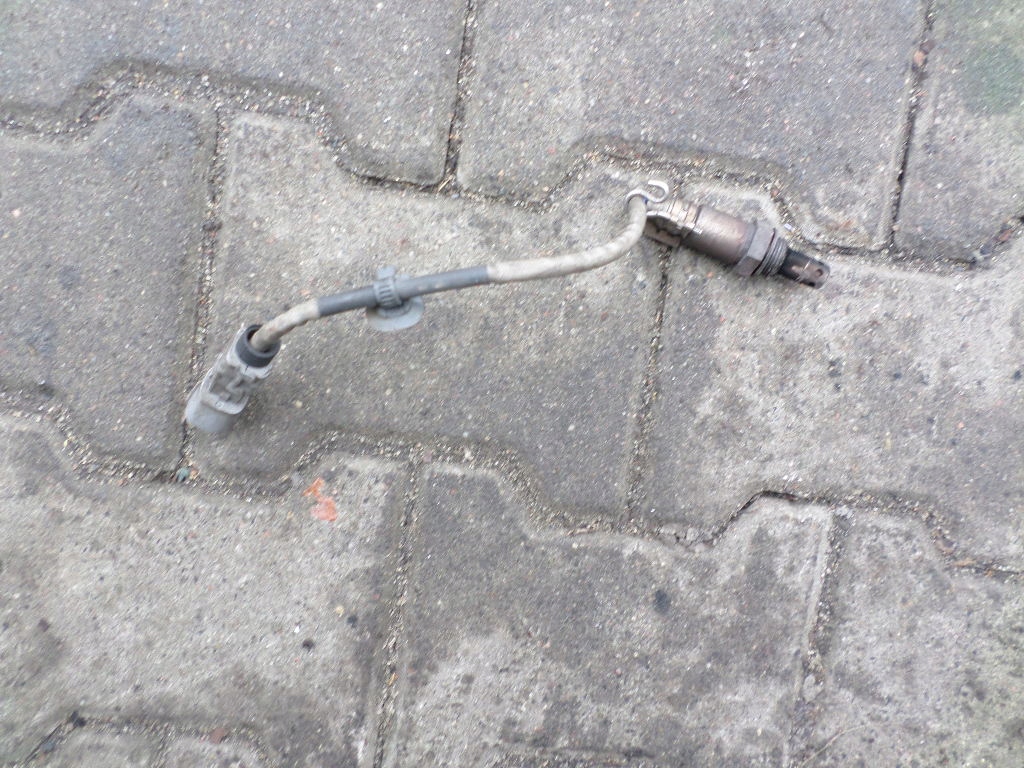 фото №1, Toyota auris 06-12 2.2 d-cat датчик лямбда-зонд