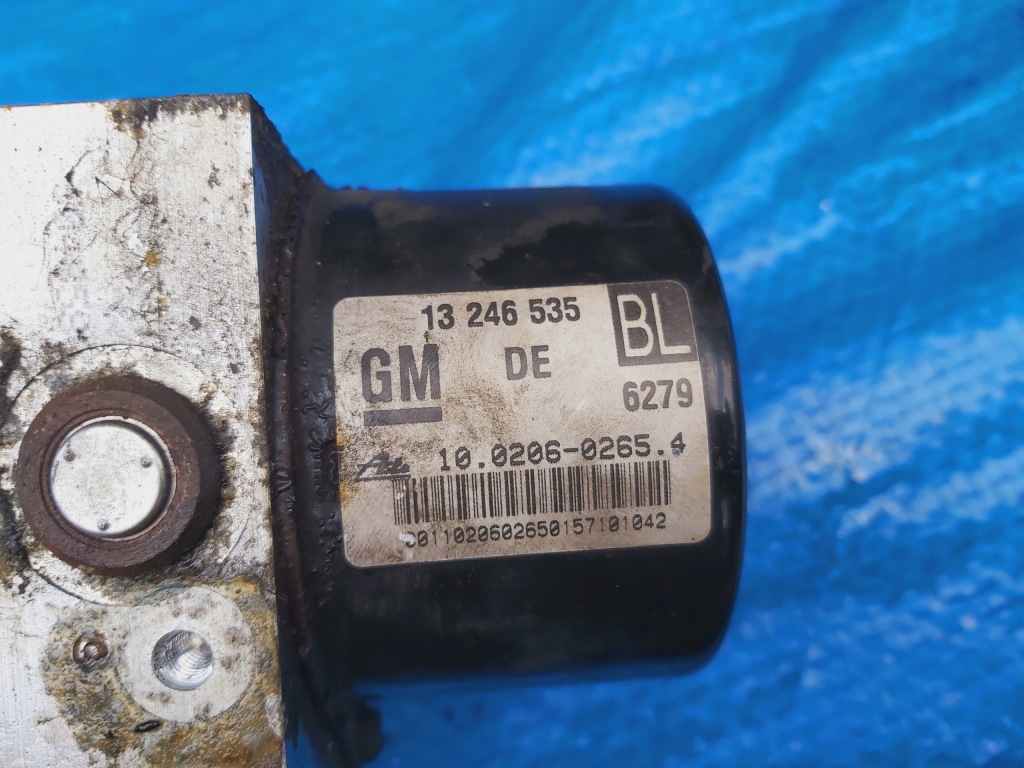 Купити Opel-części | astra h zafira b насос блок керування abs 13246535 bl