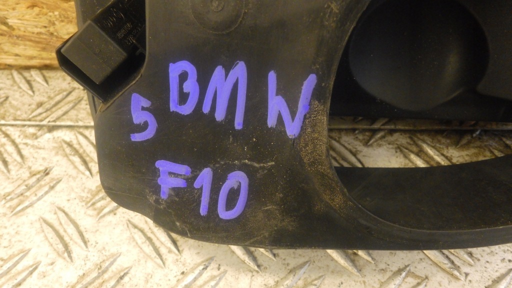 фото №7, Bmw 5 f10 заливная горловина топлива 7218336