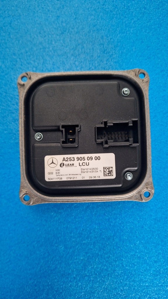 фото №1, Mercedes преобразователь модуль лампы a2539050900