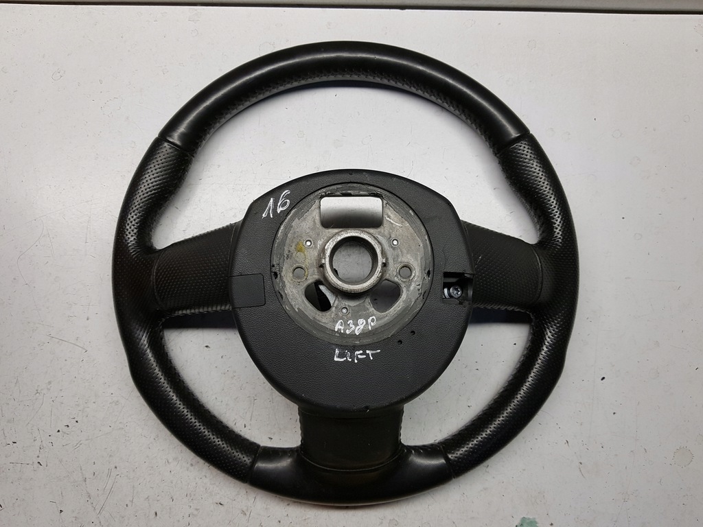 фото №8, Audi a3 8p lift 08-12r воздуховод кожаный