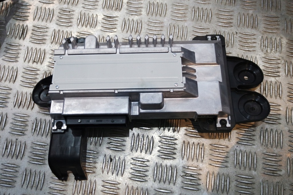 фото №9, Granie динамики bang olufsen audi q8