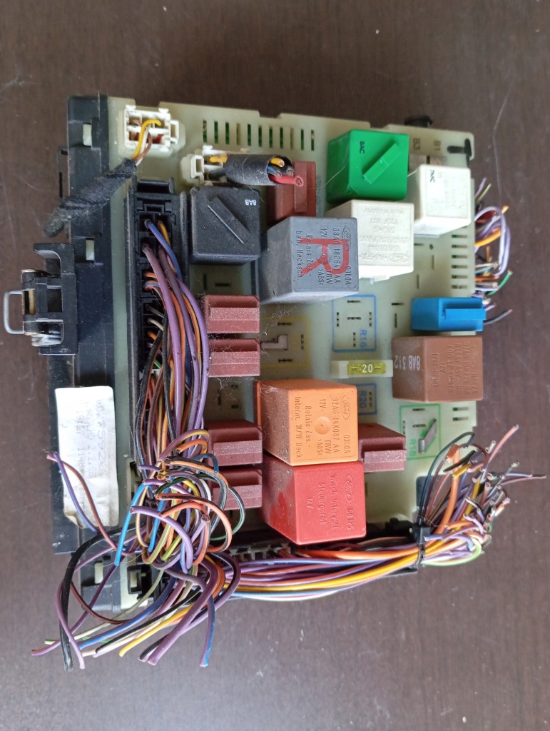 фото №1, Ford коробка запобіжників 97ag14a073eb