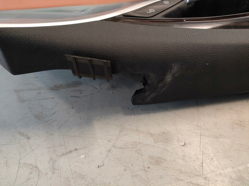 фото №9, Bmw g30 обшивка двері лівий перед europa