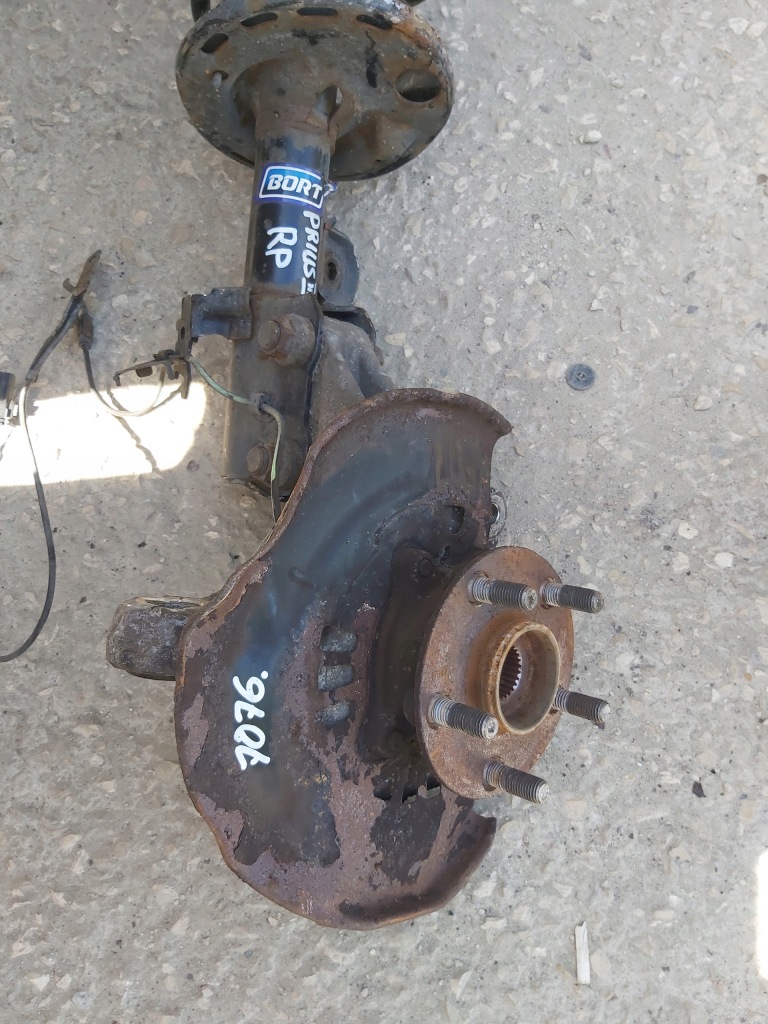 фото №12, Toyota prius iii mcperson правый перед поворотный кулак