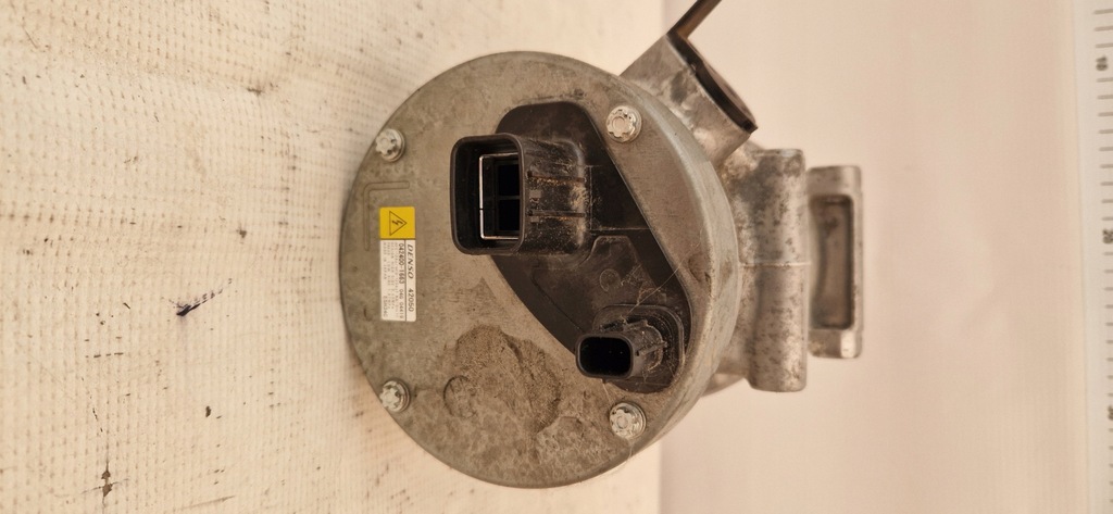 фото №3, Toyota bz4x lexus rz 450e компрессор кондиционера насос