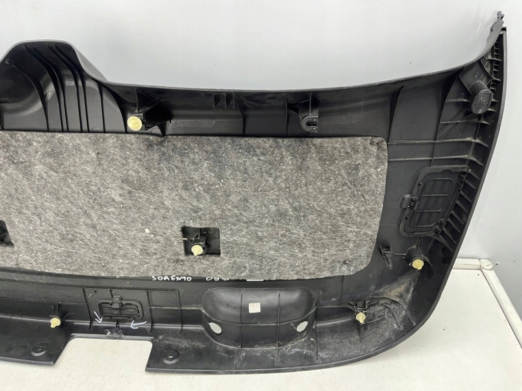фото №13, Обивка kia sorento 2 ii 09-14r. обшивка крышки багажника 81750-2p000
