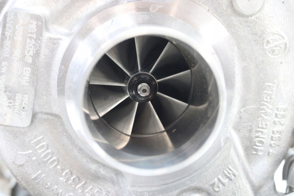 Bmw 7 8 x5 x6 x7 турбіна 8631904 двигун g12 g15 11658631904 11659845815 116 Доставка