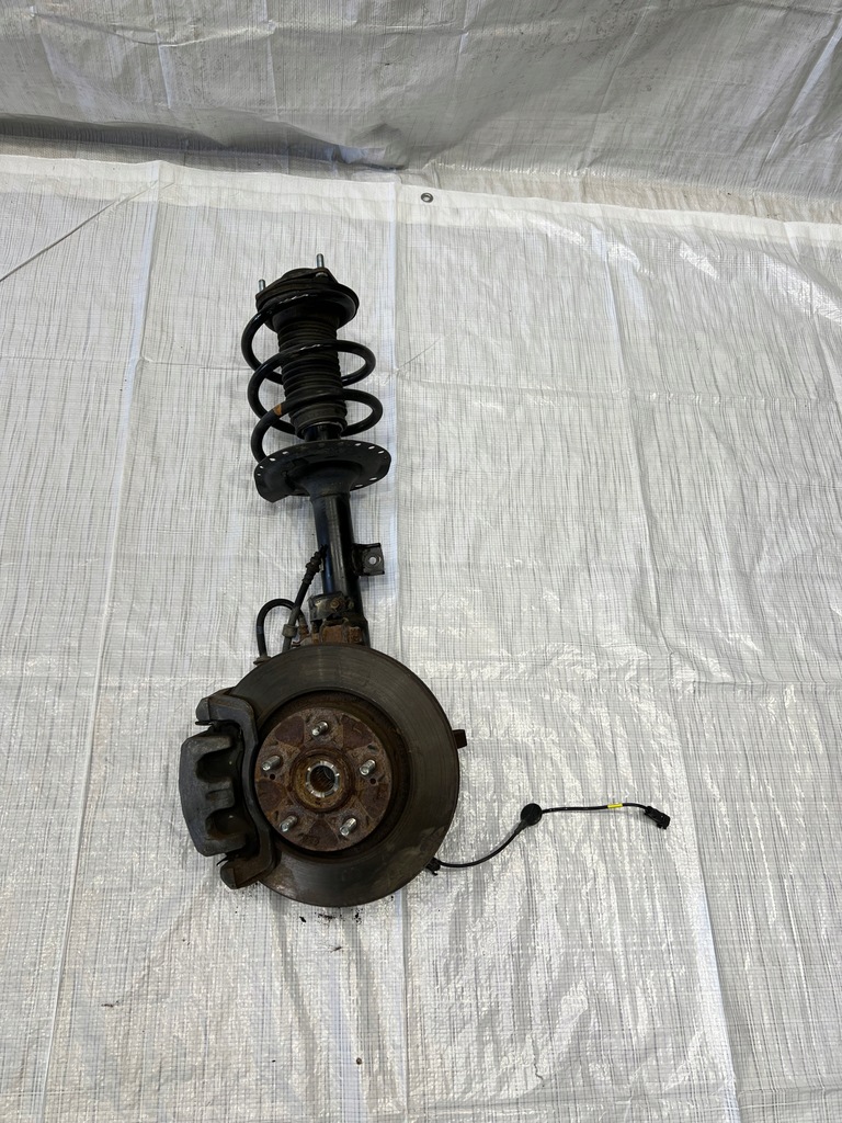 фото №1, Outlander iii lift поворотный кулак mcperson левый перед