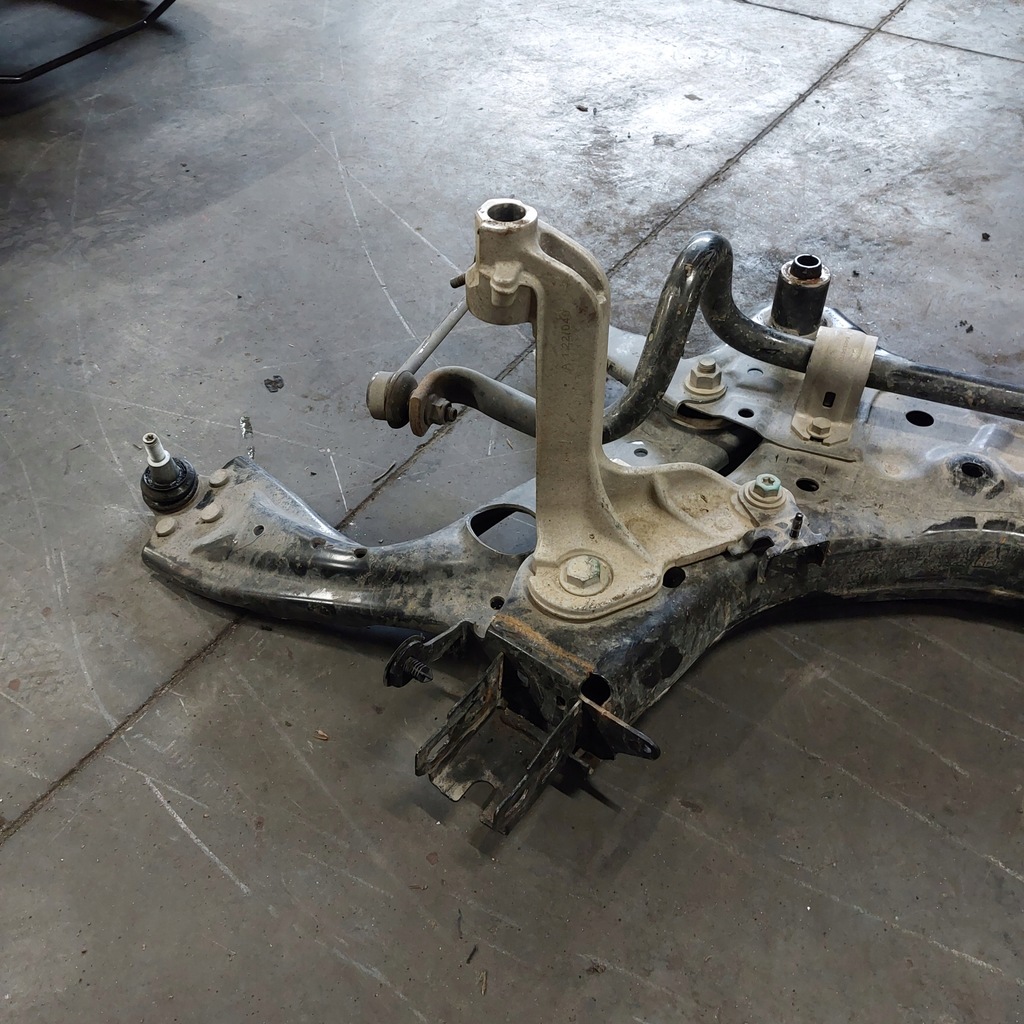 фото №9, Renault arkana 1,3tce подрамник подрамник подрамник перед + рычаги + стабилизатор