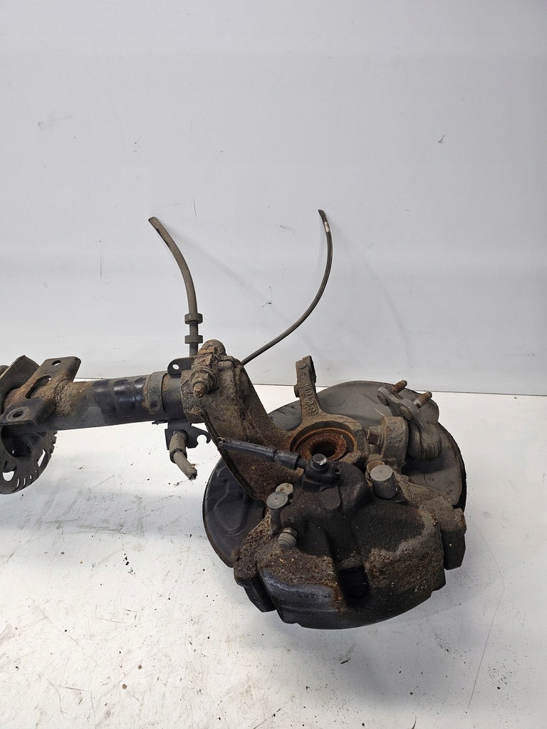 фото №6, Поворотный кулак правый перед audi a1 8x vw skoda 6c0413031be