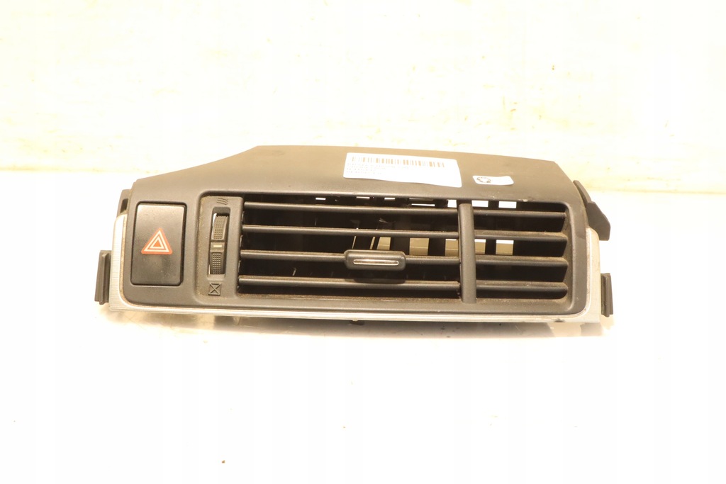 фото №1, Решётка обдув средняя toyota verso