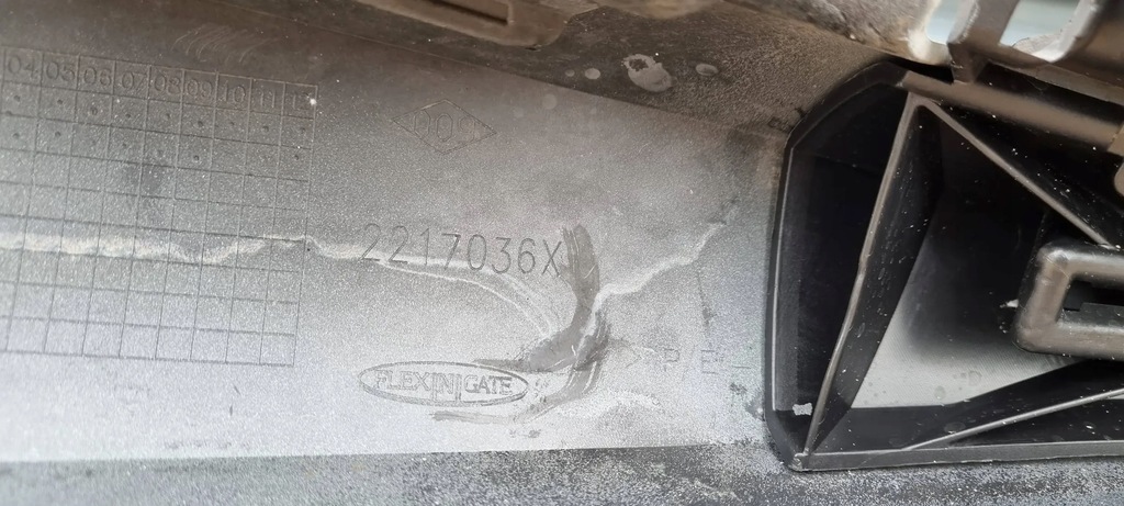 фото №14, Renault zoe lift 2019- бампер перед оригинал c002