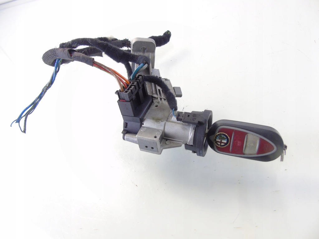 фото №3, Замок зажигания ключ pilot alfa romeo giulietta