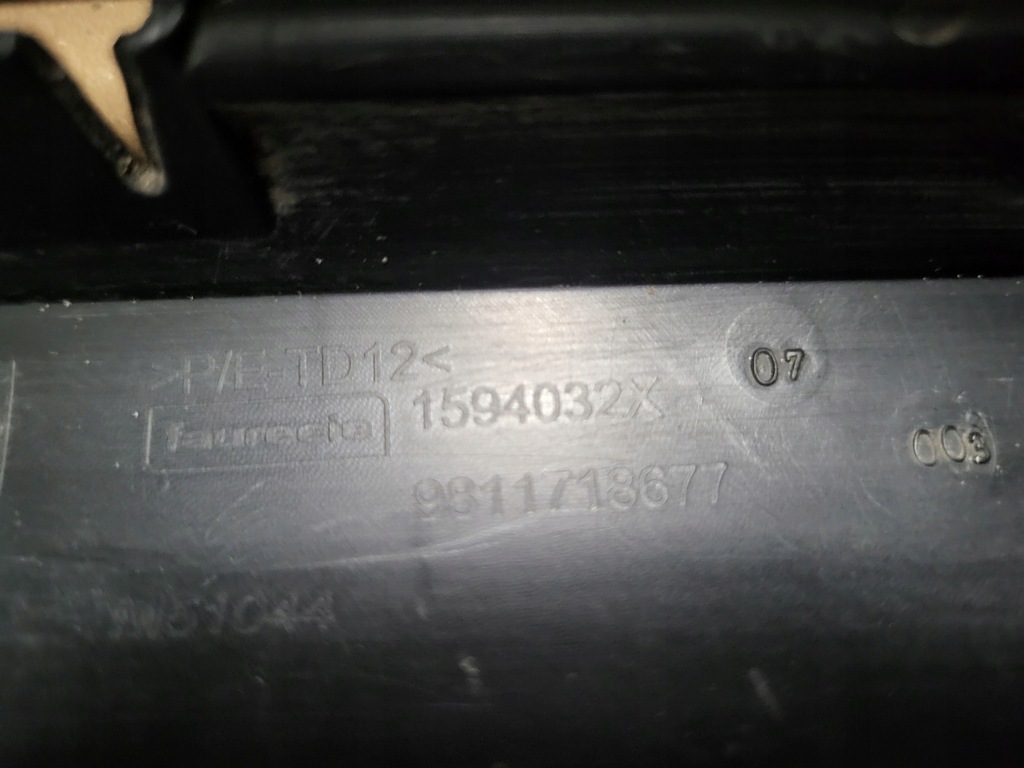 фото №7, Citroen jumpy iii expert 17r -- решётка бампера передний перед