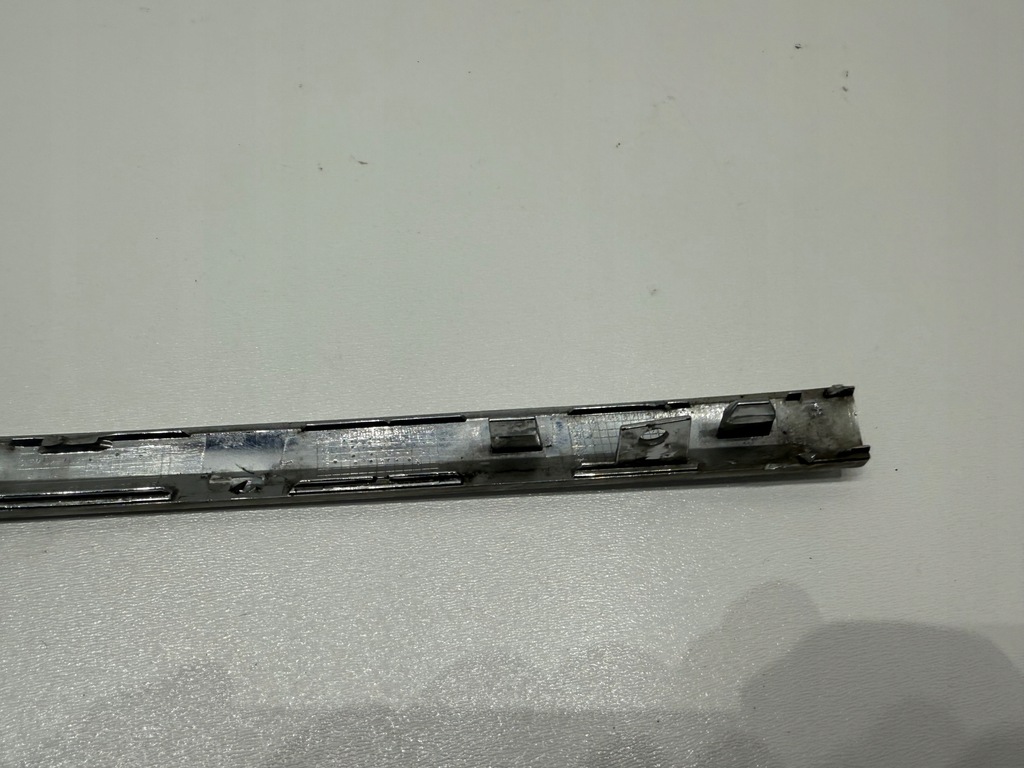 фото №5, Audi a8 4h молдинг хром бампера правая задняя задняя 4h0807460