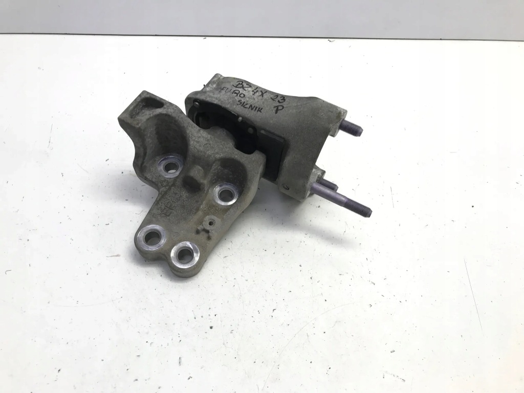 фото №1, Toyota bz4x lexus rz450e 2023 подушка кронштейн двигателя правая av-e0423 trt14