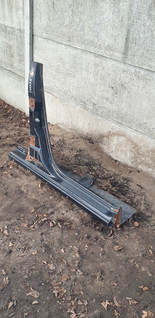 фото №3, Dacia logan четверть блок двигателя средний порог