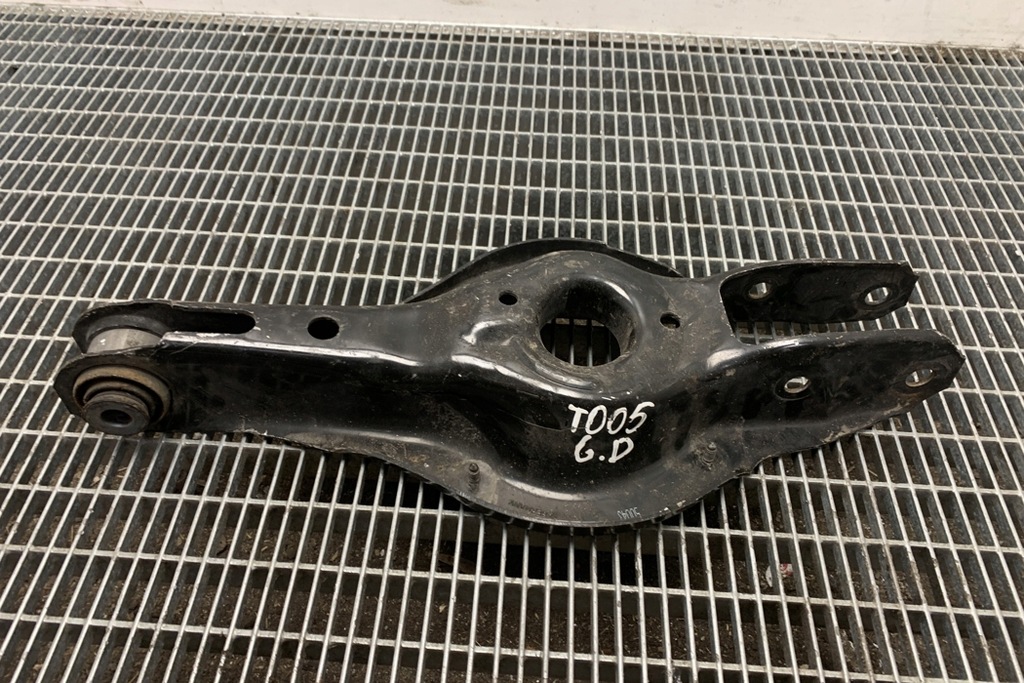 фото №7, Задній правий важіль bmw 2 coupe f22, f87 6867540 3.0l бензиновий 240kw 2015