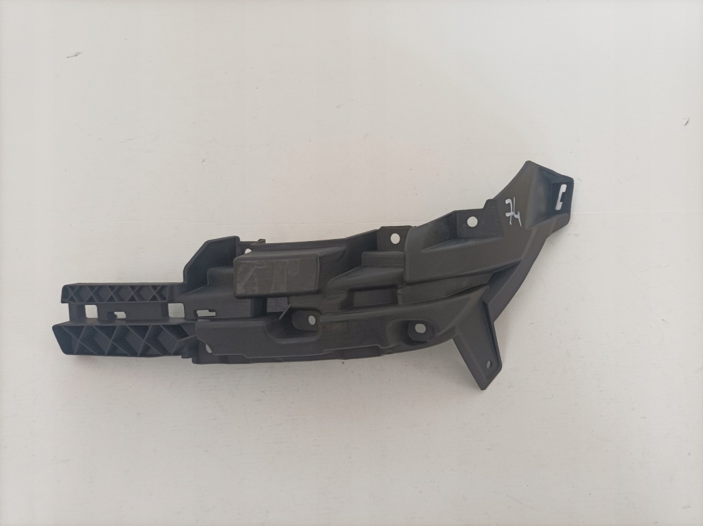 Купить Audi q7 направляющая бампера левый задний  4m0807347