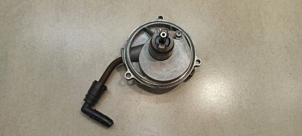 Купити Насос вакуум mercedes w168 1.7 cdi a6682300165