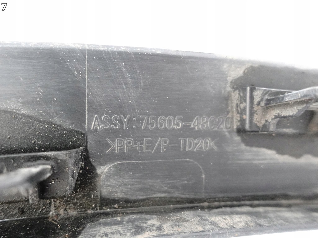 фото №8, Lexus rx rx450 rx350 iv 15-22 lift молдинг na крила права задня 75605-48020