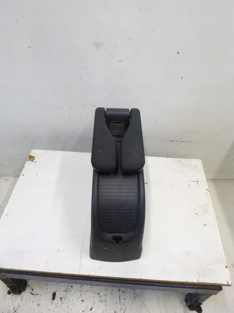 фото №1, Підлокітник renault scenic ii 04r.