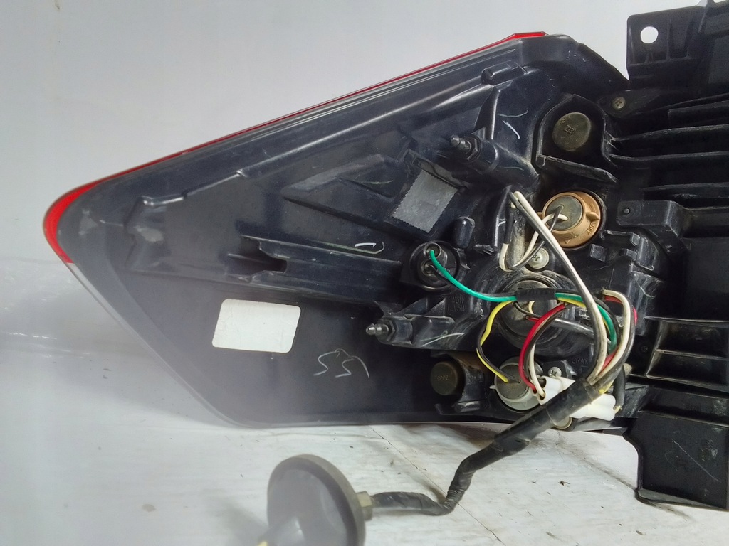 фото №8, Nissan rogue 16- лампа правий задня usa