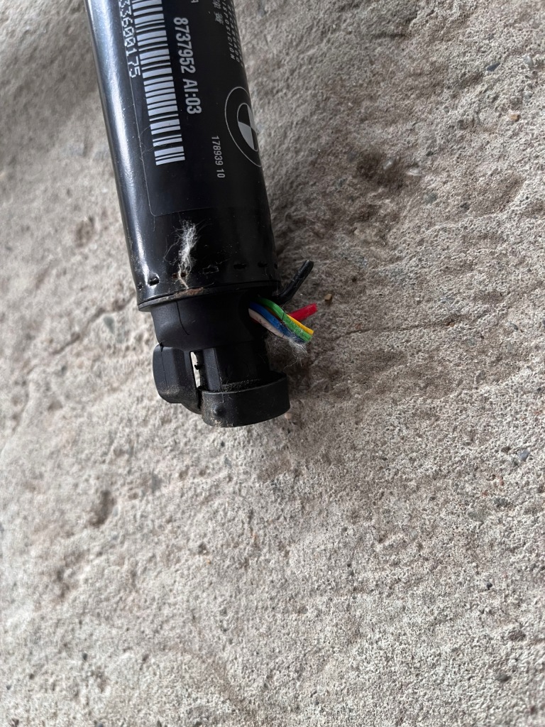 фото №2, Bmw 5 g30 петли крышки задняя комплект